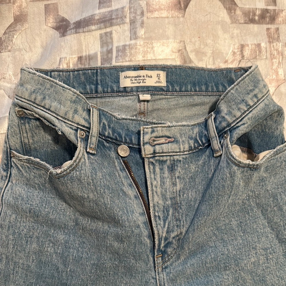 Abercrombie & Fitch 90s Straight High Rise Jeans curve love 4L